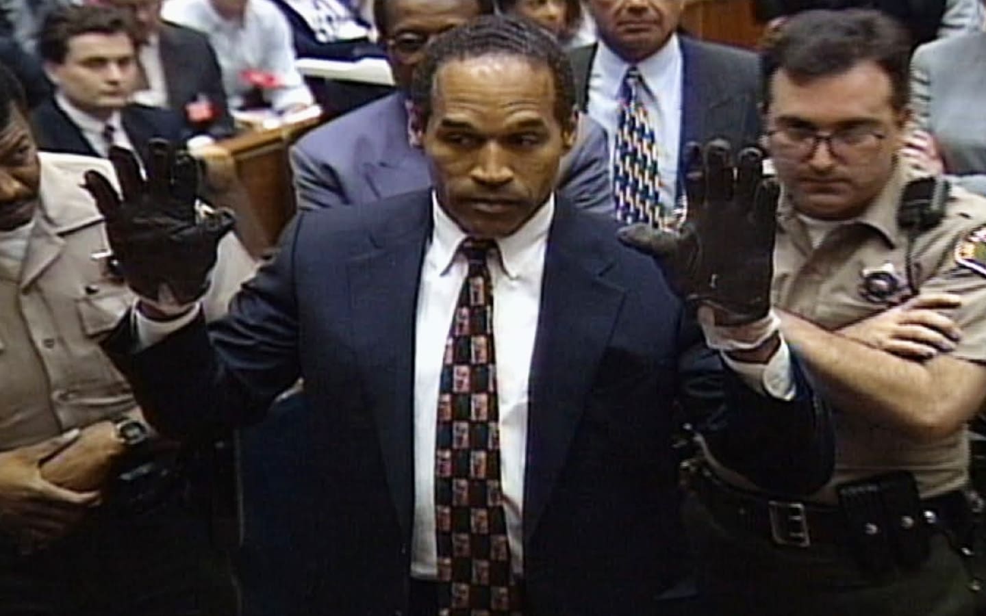 10 Scandals That Defined the '90s - The Quick Report
