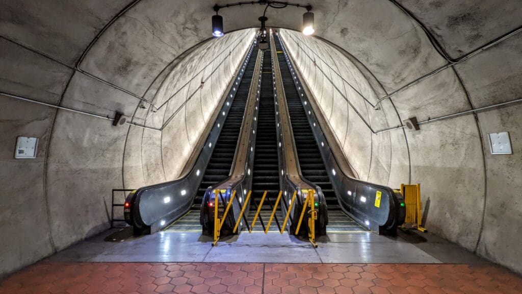The entire Wheaton Metro escalator