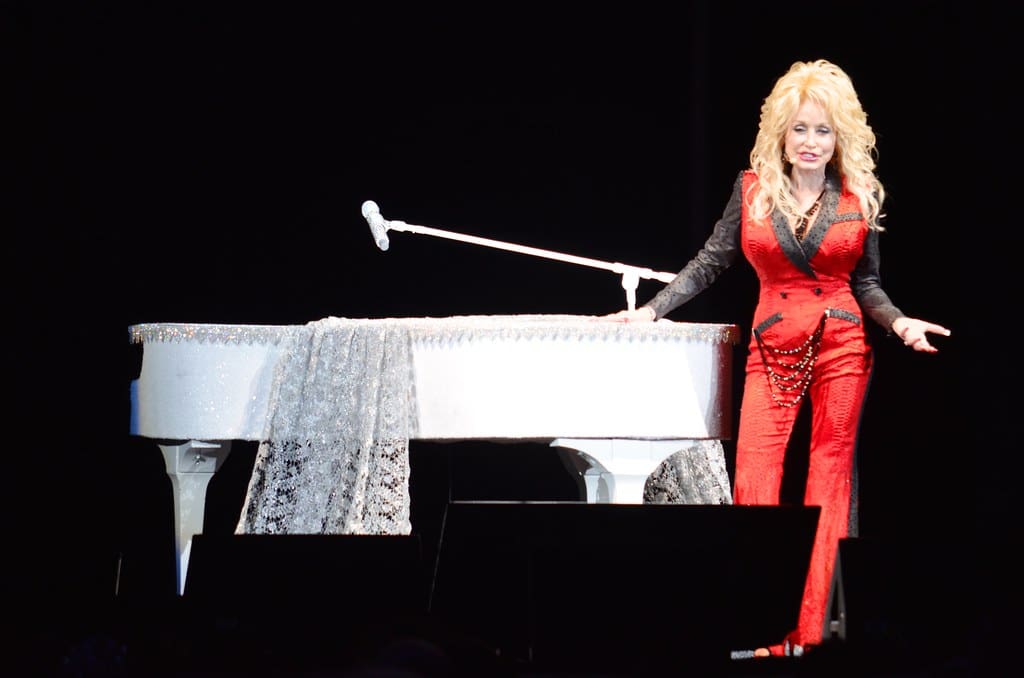 Dolly Parton At The Piano