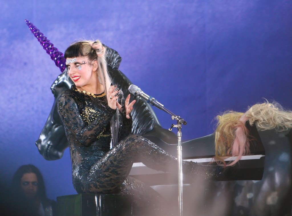 Lady GAGA, GMA Concert,