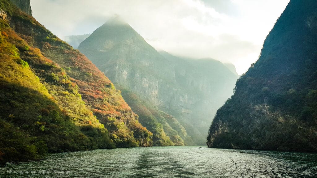 Yangtze River Cruise Chongqing 20181122