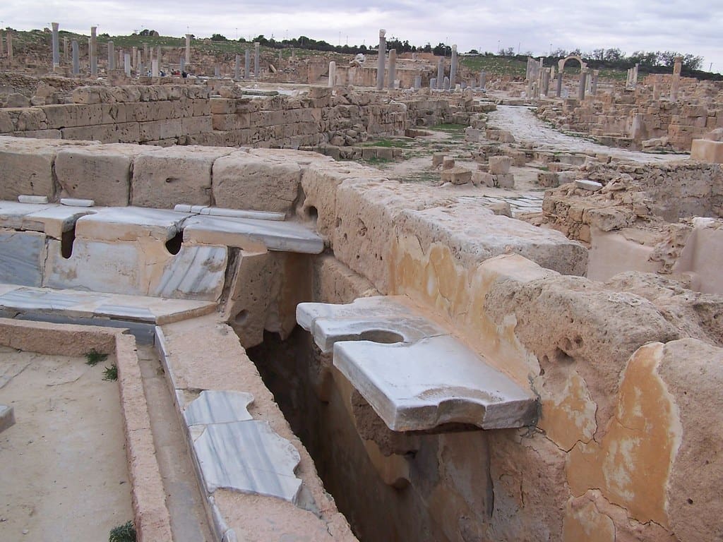 Ancient egyptian toilets