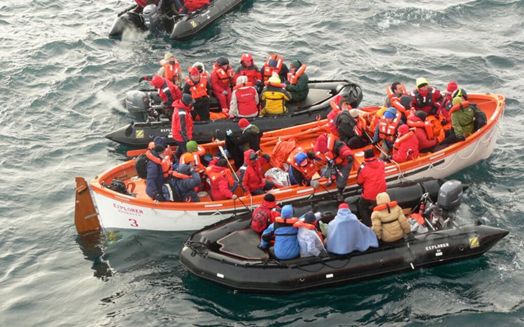 Explorer passengers being rescued