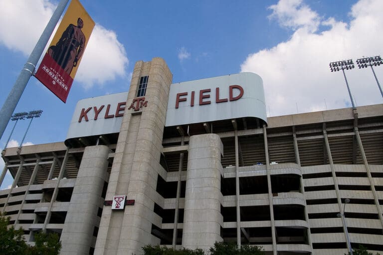 ranking-the-15-most-loyal-college-football-fan-bases-the-quick-report
