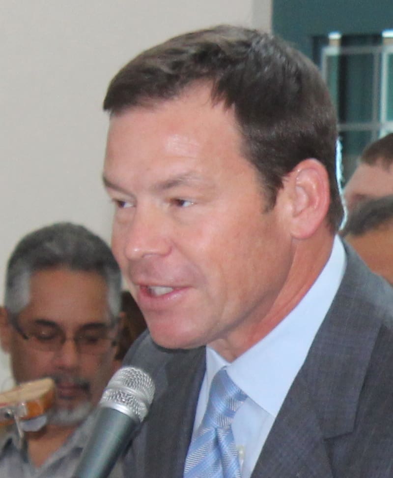 Jim Mora in El Paso (cropped)