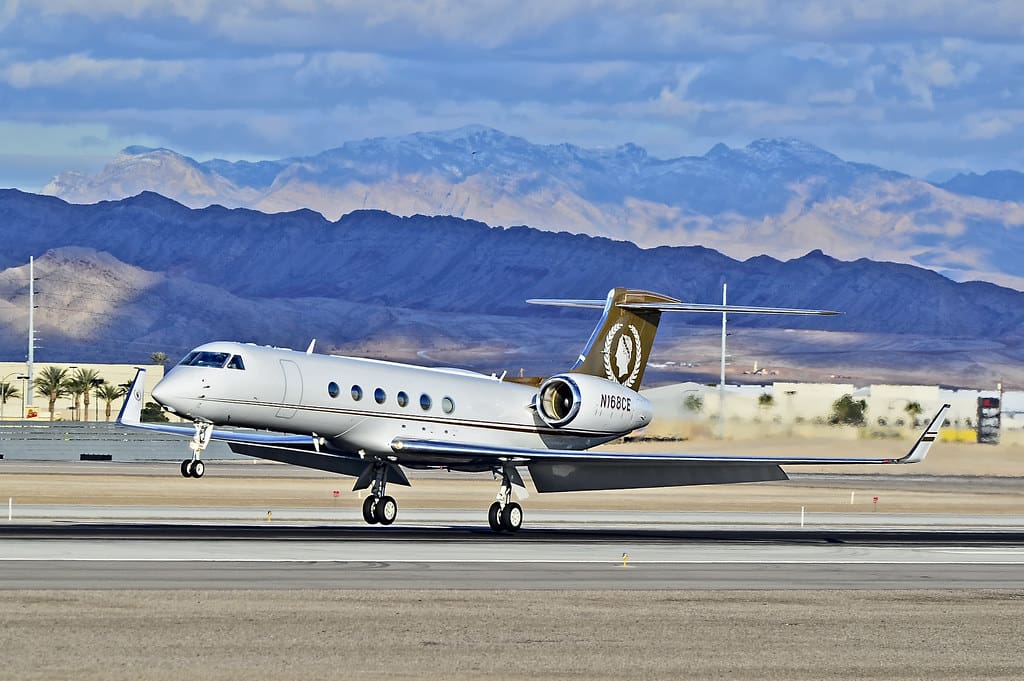 N168CE Caesars Entertainmane Operating Co. Inc. Gulfstream Aerospace G-V Gulfstream V (cn 568)