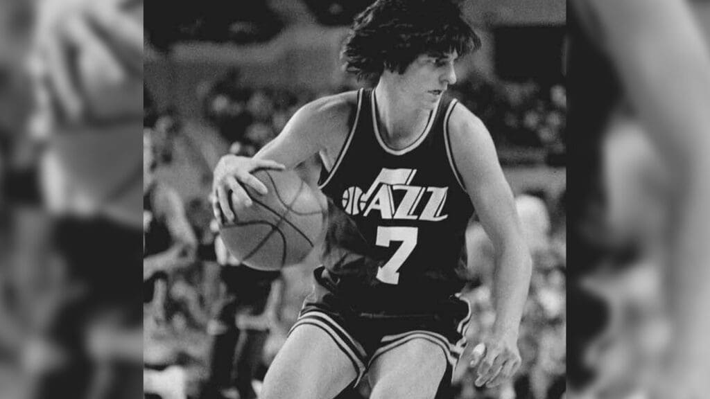 Pete Maravish (Pistol Pete)