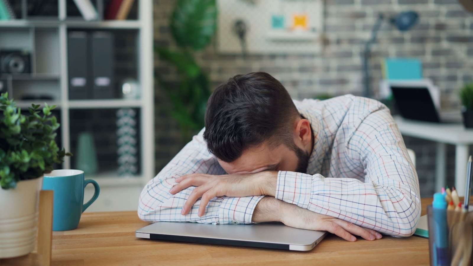 20 Common Work Blunders People Make Every Day - The Quick Report