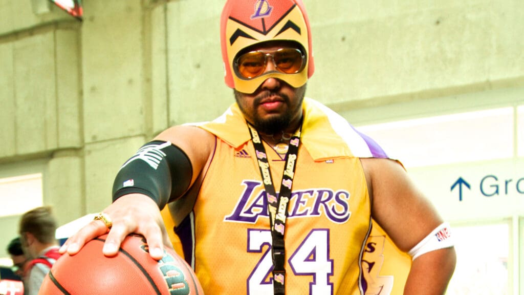 Lakers fan