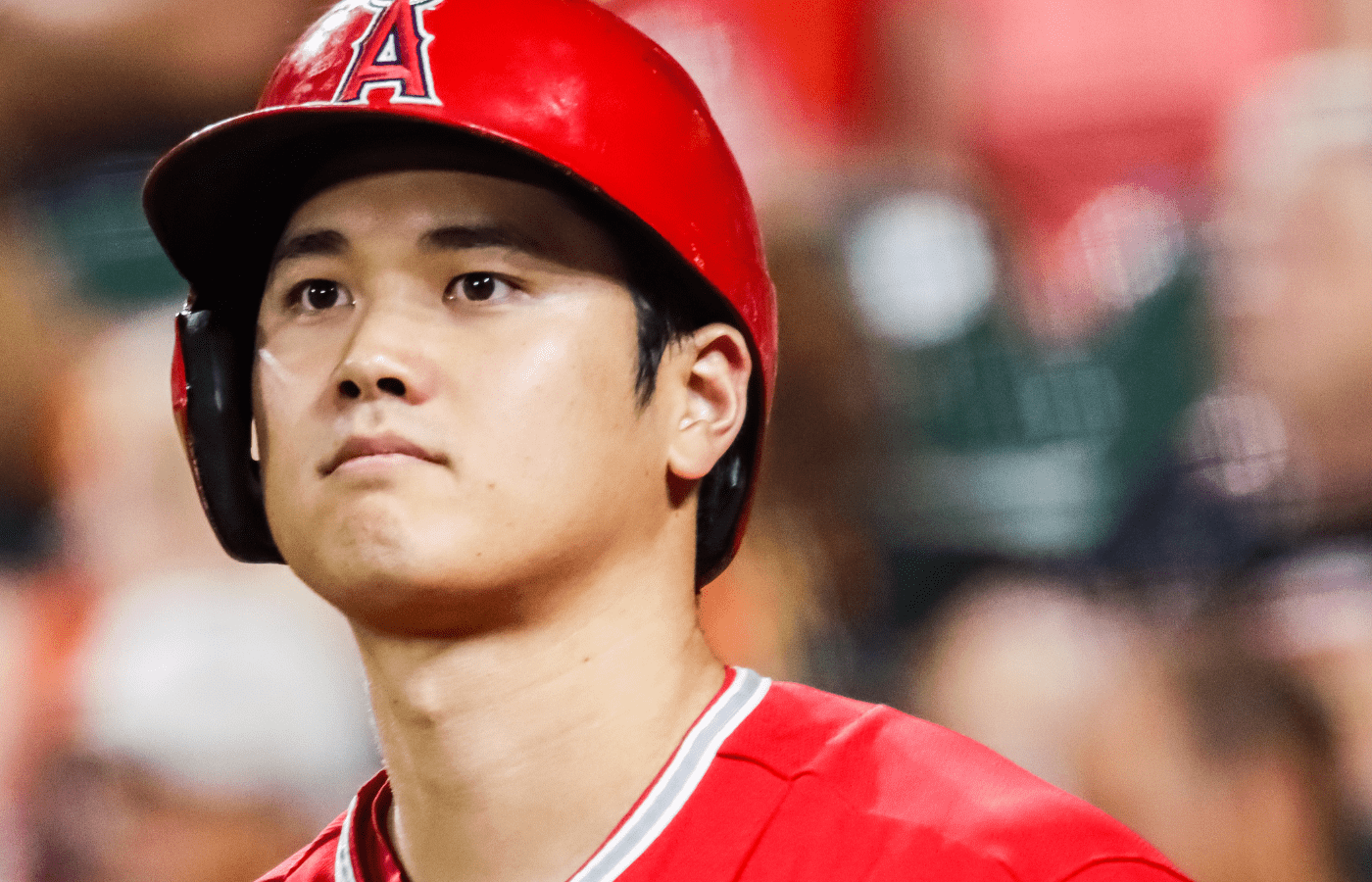 Shohei Ohtani wear red jersey