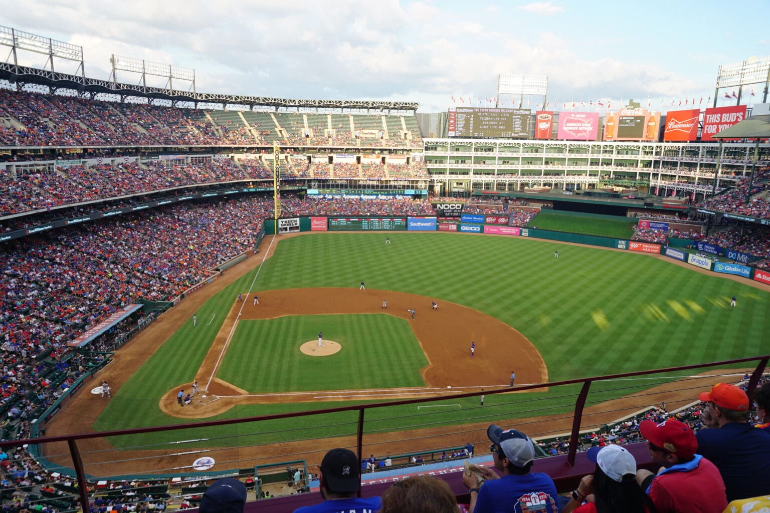 The 20 Friendliest MLB Fanbases, Ranked - The Quick Report