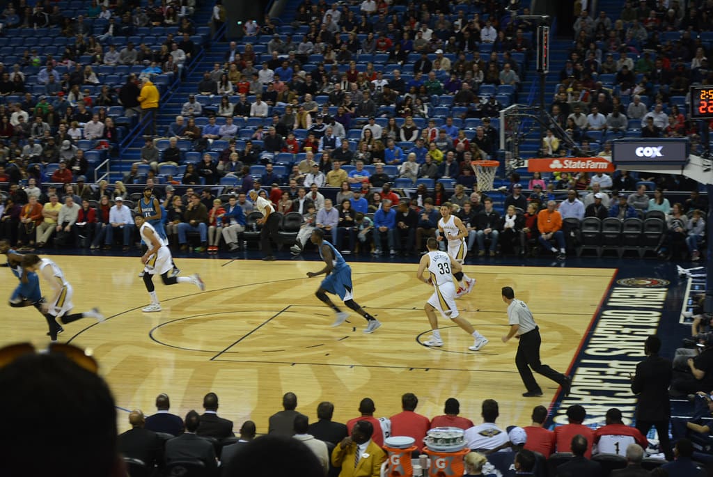 Yelp Elites Get Social With The New Orleans Pelicans