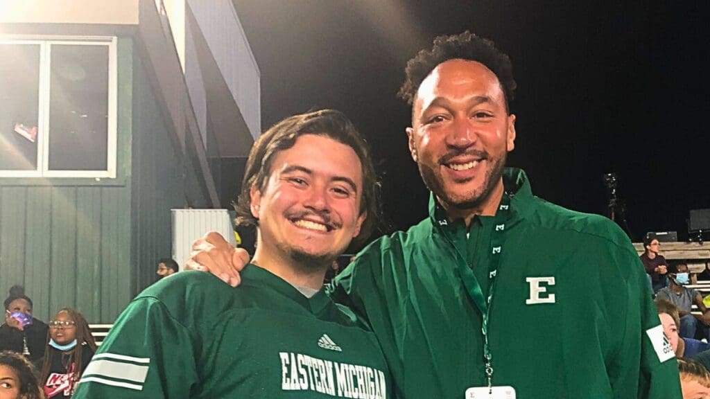 Charlie Batch in 2021 posing with fan