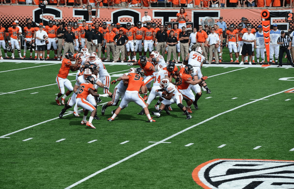 Oregon State Beavers vs Wisconsin Badgers