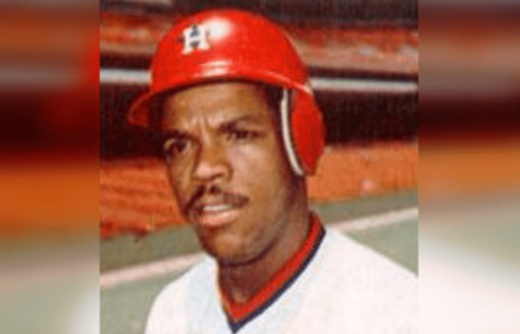 Cesar Cedeno Baseball player in red helmet