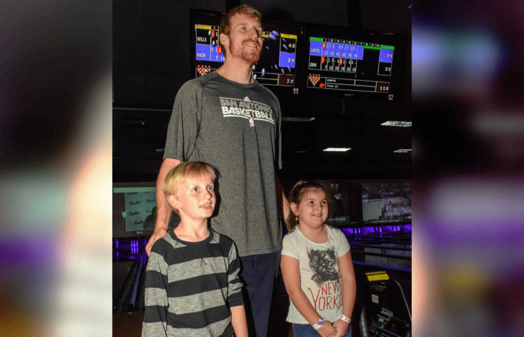 San Antonio Spurs player with younger fans