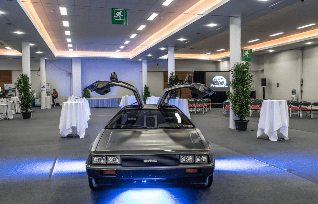 DeLOREAN DMC-12 [SPORTS CAR]
