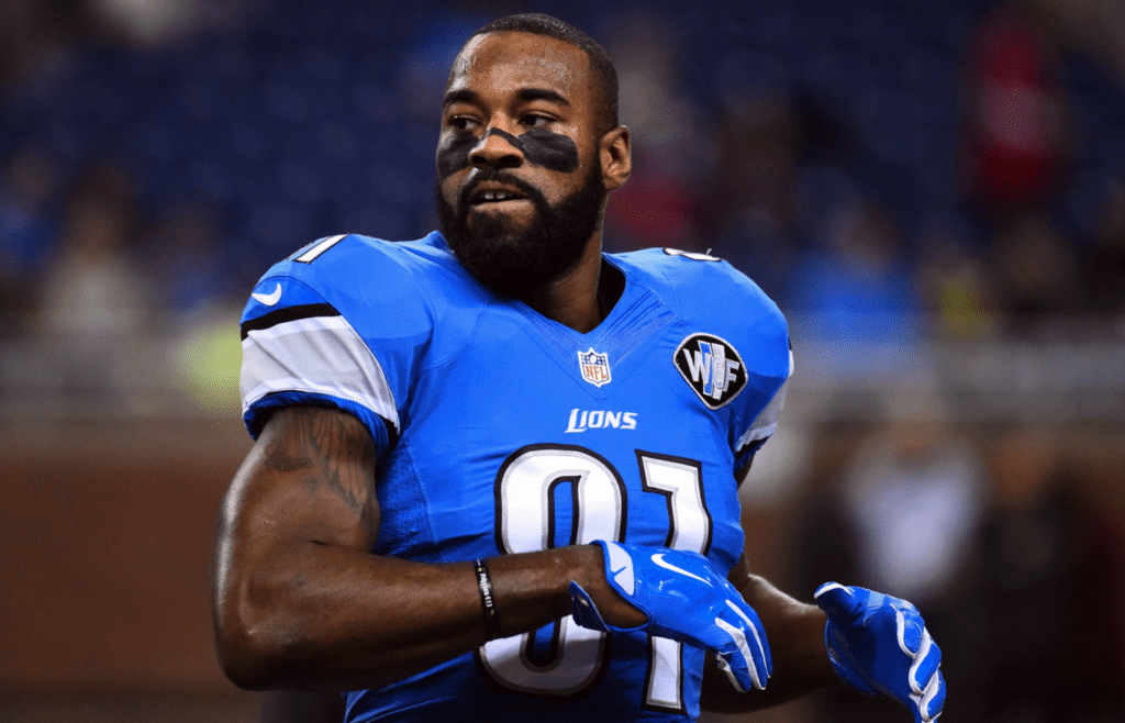 Dec 27, 2015; Detroit, MI, USA; Detroit Lions wide receiver Calvin Johnson (81) warms up before the game against the San Francisco 49ers at Ford Field. Mandatory Credit: Tim Fuller-Imagn Images