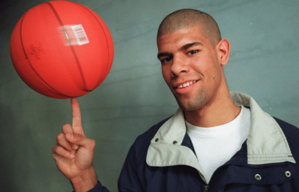 Shane Battier as a junior of Birmingham Country Day Shane Battier W Ball