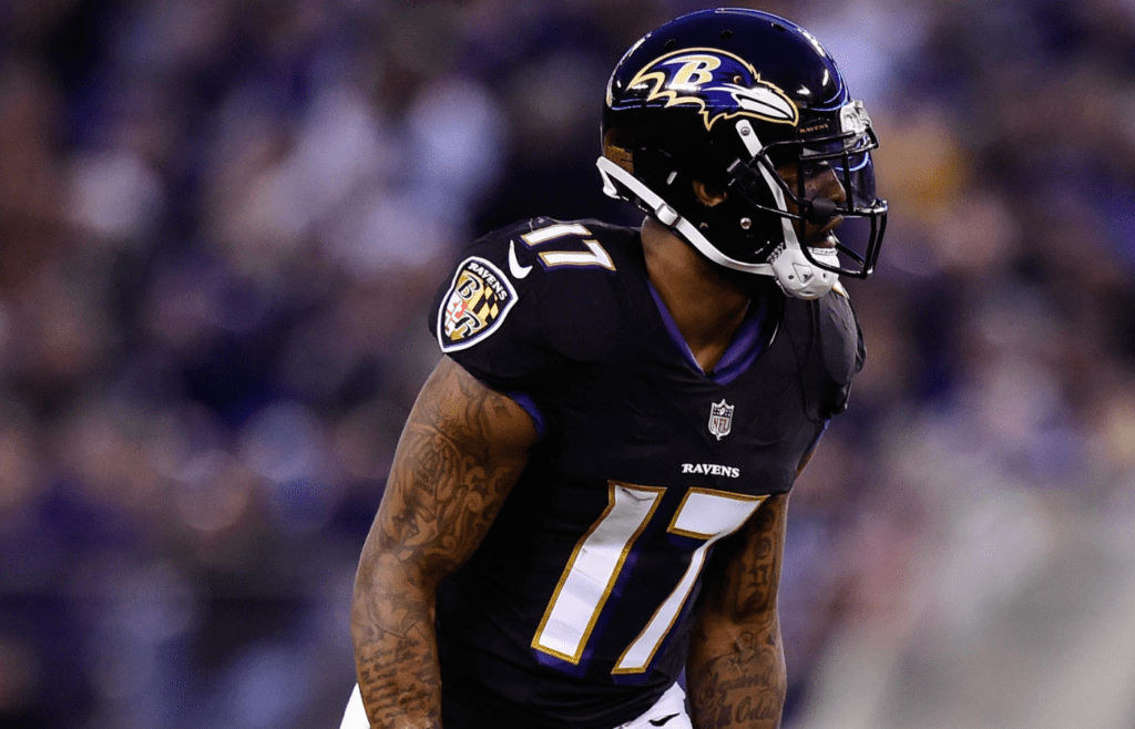 Dec 23, 2017; Baltimore, MD, USA; Baltimore Ravens wide receiver Mike Wallace (17) in action against the Indianapolis Colts in the first quarter at M&T Bank Stadium. Mandatory Credit: Patrick McDermott-Imagn Images