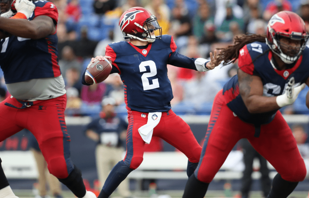 Hey, look, it's 2012 Heisman Trophy winner Johnny Manziel playing for the AAF's Memphis Express