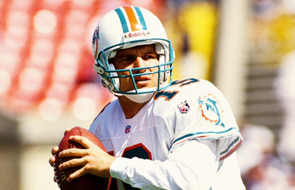 Unknown date, 1995; Miami, FL, USA; FILE PHOTO; Miami Dolphins quarterback Bernie Kosar (19) in action at Pro Player Stadium. Mandatory Credit: Michael C. Hebert-USA TODAY NETWORK