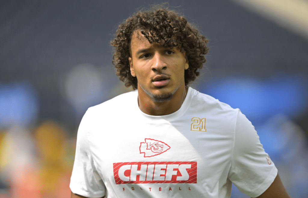 Sep 29, 2024; Inglewood, California, USA; Kansas City Chiefs safety Jaden Hicks (21) warms up prior to the game against the Los Angeles Chargers at SoFi Stadium. Mandatory Credit: Jayne Kamin-Oncea-Imagn Images