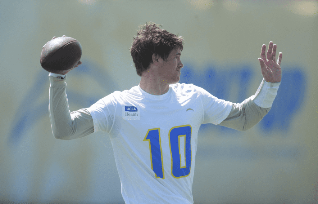 May 20, 2025; El Segundo, CA, USA; Los Angeles Chargers quarterback Justin Herbert (10) throws the ball during offseason workouts at The Bolt. Mandatory Credit: Kirby Lee-Imagn Images