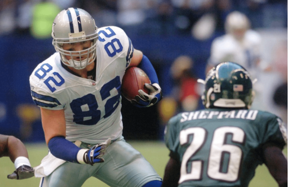 Dallas Cowboys tight end Jason Witten (82) is confronted by Eagles' cornerback Lito Sheppard (26) during a 2007 game at Texas Stadium. Dallas Eagles3