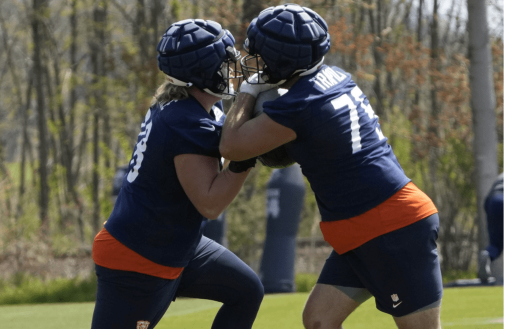 May 10, 2025; Lake Forest, IL, USA; Chicago Bears offensive lineman (75) Ozzy Trapilo and offensive lineman (78) Emmit Bohle participates in rookie minicamp at Halas Hall. Mandatory Credit: David Banks-Imagn Images