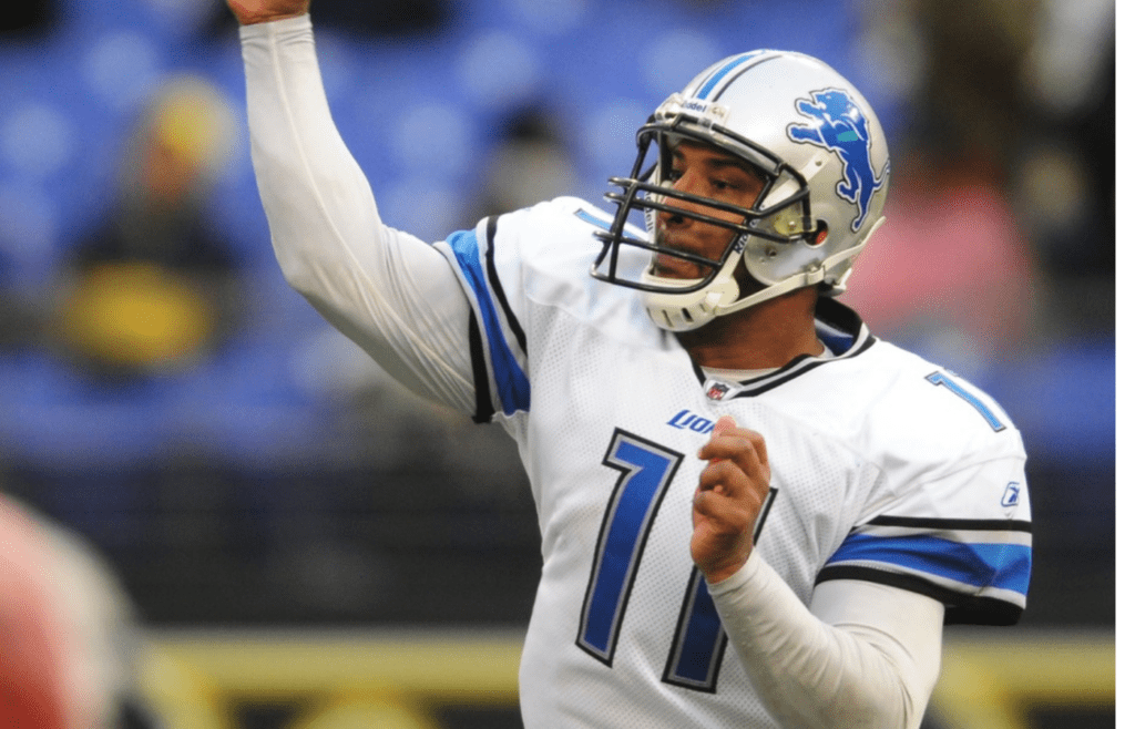 December 13, 2009; Baltimore, MD, USA; Detroit Lions quarterback Daunte Culpepper (11) passes in the fourth quarter against the Baltimore Ravens at M&T Bank Stadium. Baltimore defeated Detroit 48-3. Mandatory Credit: James Lang-Imagn Images