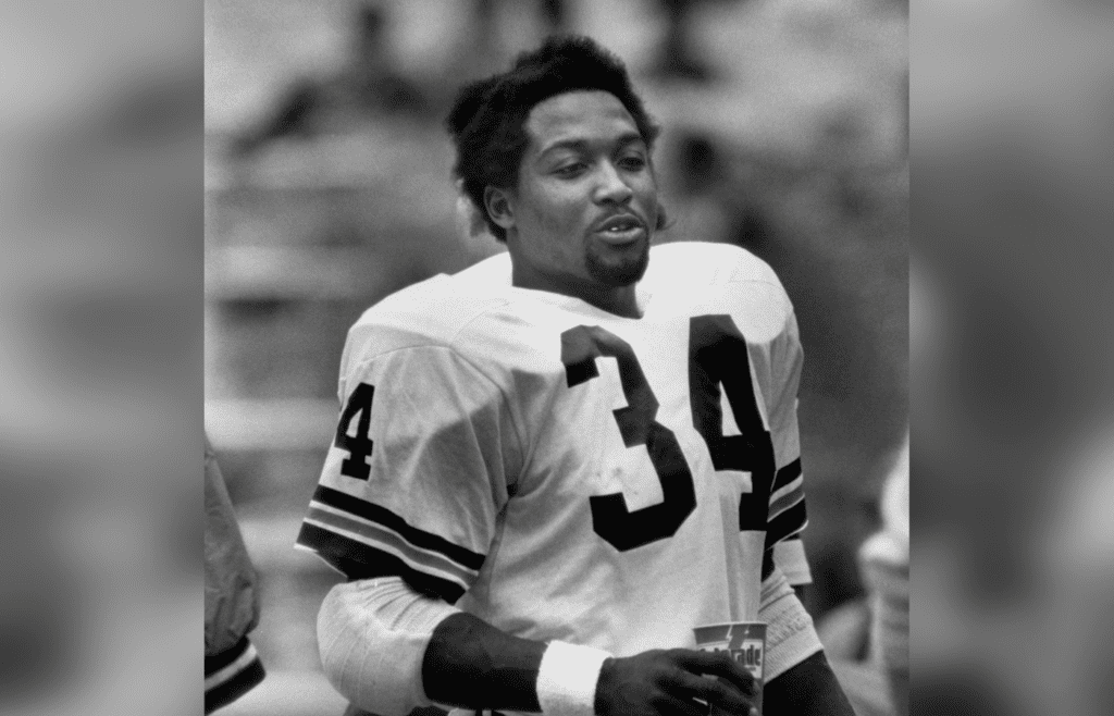 Oct 17, 1976; Atlanta, GA, USA; FILE PHOTO; Cleveland Browns running back Greg Pruitt (34) on the sidelines against the Atlanta Falcons at Atlanta Stadium. Mandatory Credit: Manny Rubio-USA TODAY NETWORK