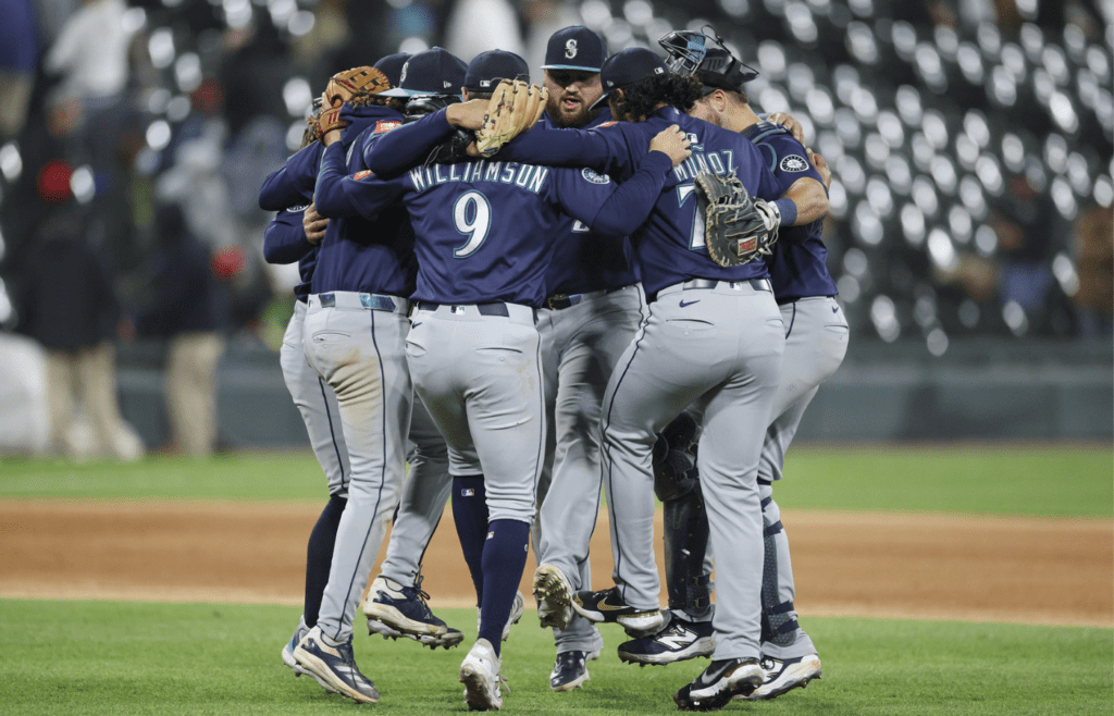 May 19, 2025; Chicago, Illinois, USA; Seattle Mariners players celebrate team's win against the Chicago White Sox in a baseball game at Rate Field. Mandatory Credit: Kamil Krzaczynski-Imagn Images