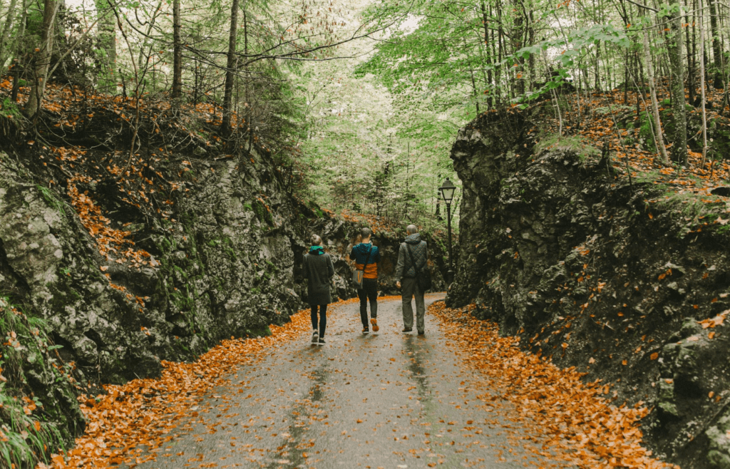 A peaceful tourist destination during spring or fall