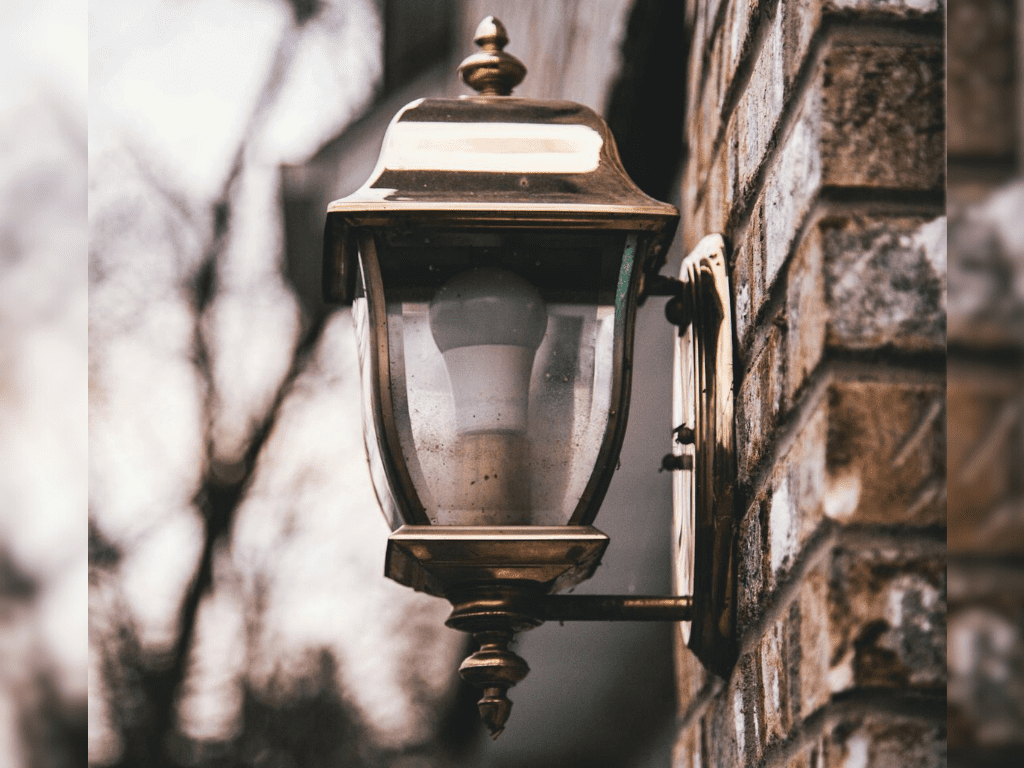 wall mounted light