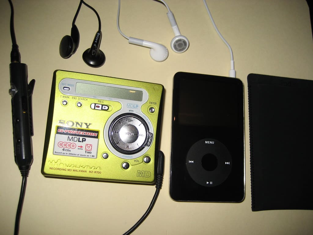 Minidisc player versus iPod