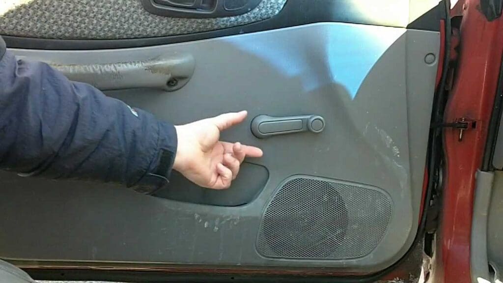 Manual Window Cranks in Cars