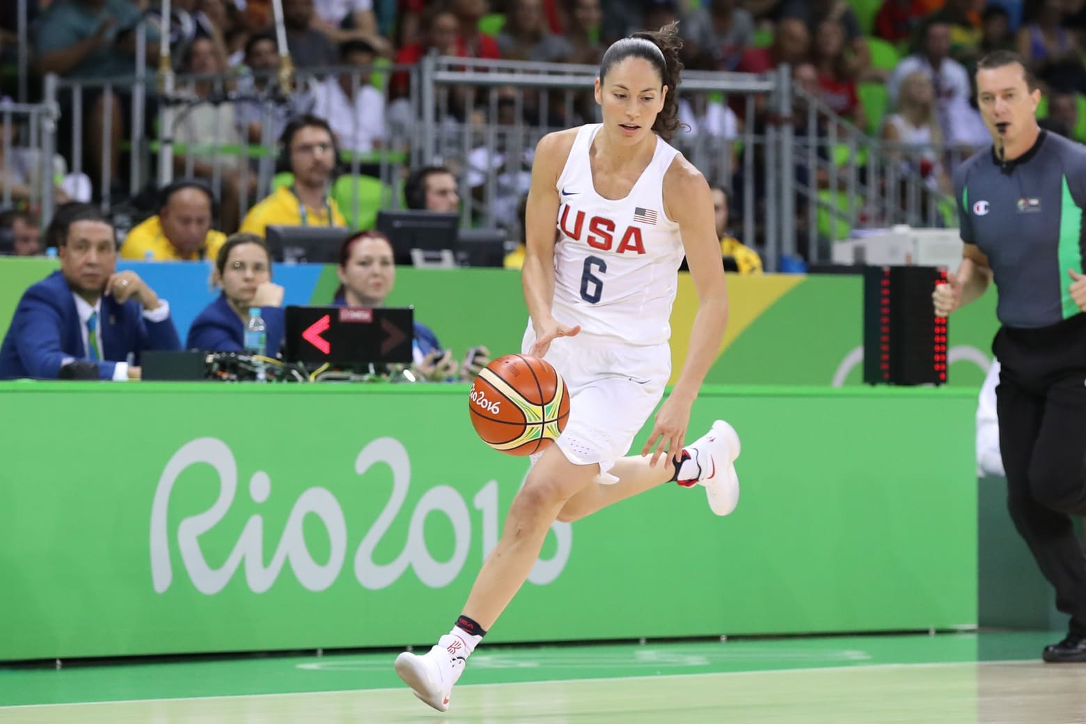 Aug 7, 2016; Rio de Janeiro, Brazil; United States guard Sue Bird (6) gathers up a loose ball against Senegal during the Rio 2016 Summer Olympic Games at Youth Arena. Mandatory Credit: Geoff Burke-USA TODAY Sports