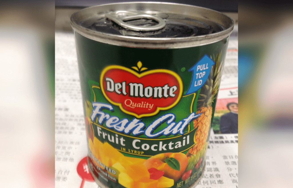 Del Monte fresh cut fruit cocktail in Syrup