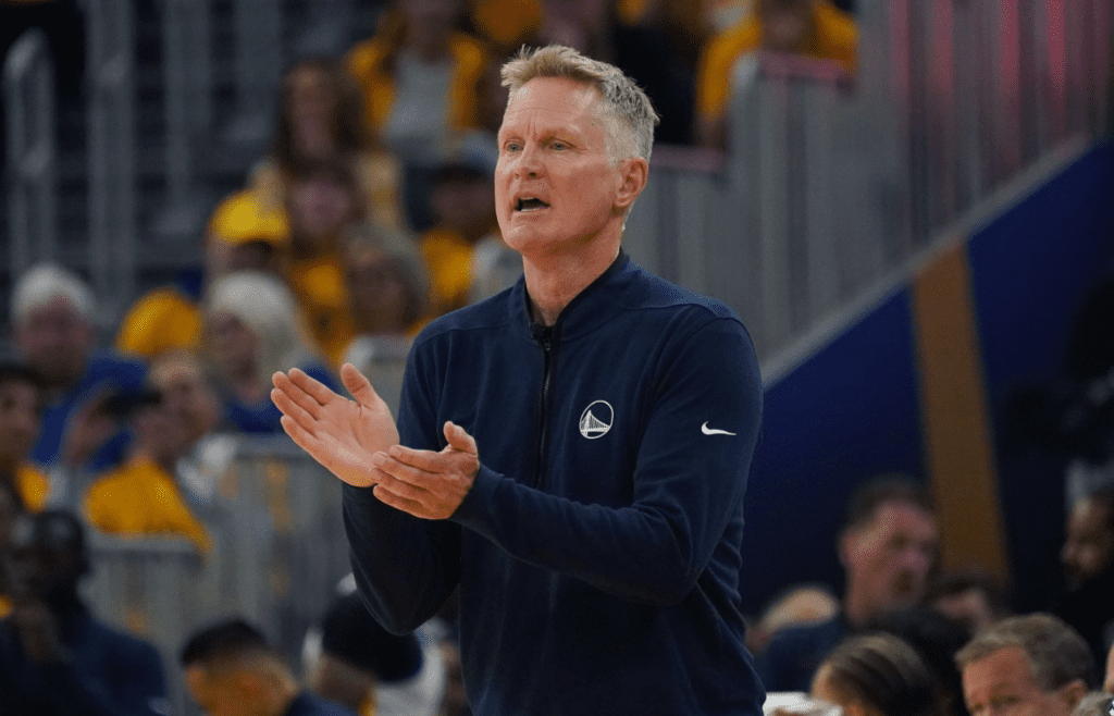 Golden State Warriors head coach Steve Kerr motions to the team in the second quarter during game three against the Minnesota Timberwolves in the second round for the 2025 NBA Playoffs at Chase Center