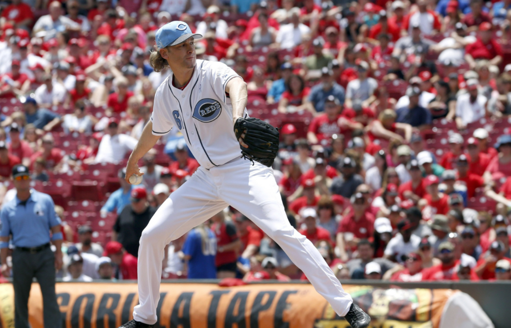 Jun 18, 2017; Cincinnati, OH, USA; Cincinnati Reds starting pitcher Bronson Arroyo throws against the Los Angeles Dodgers during the second inning at Great American Ball Park. Mandatory Credit: David Kohl-Imagn Images