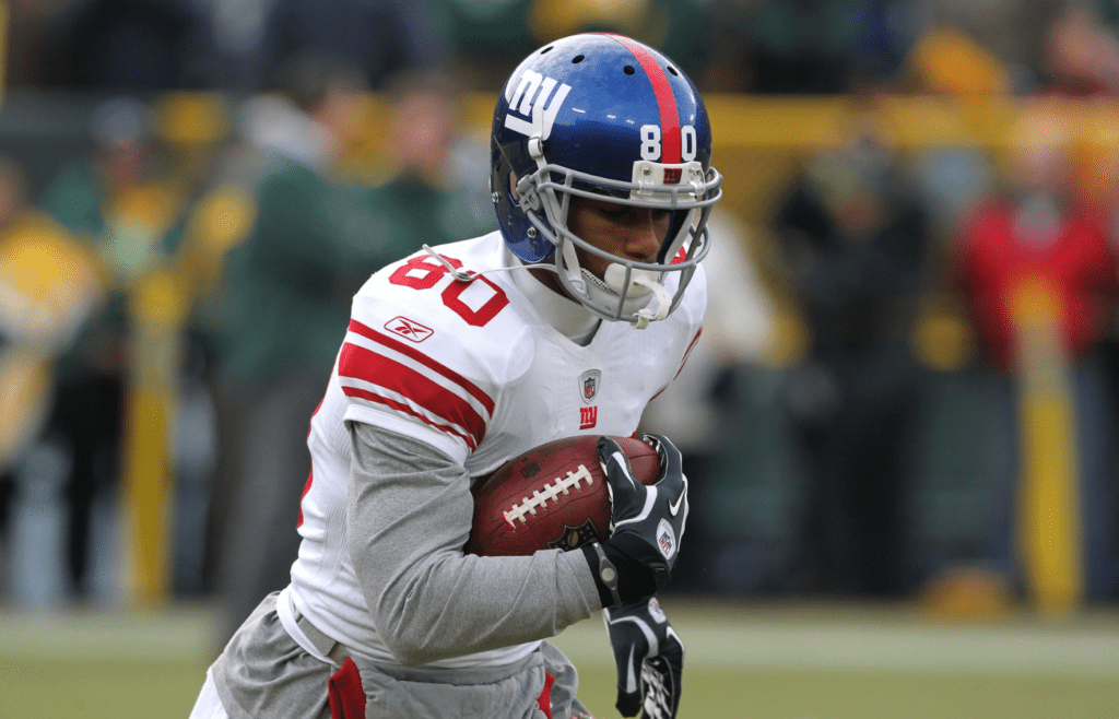 Jan 15, 2012; Green Bay, WI, USA; New York Giants receiver Victor Cruz (80) prior to the game against the Green Bay Packers at the Lambeau Field. Mandatory Credit: Matthew Emmons-Imagn Images