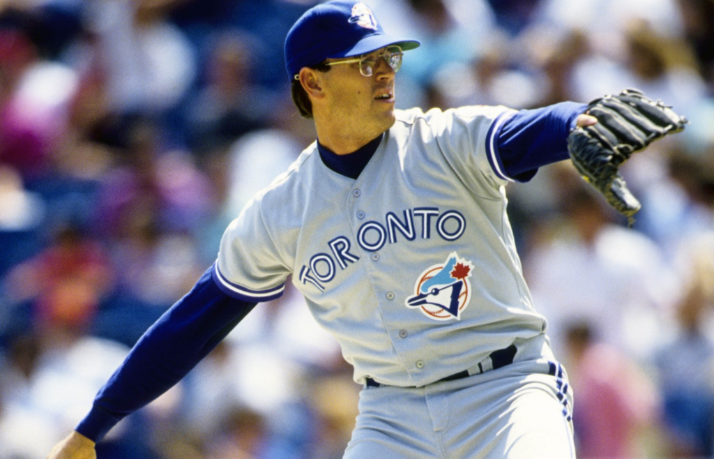 Jul 25, 1991; Chicago, IL, USA; FILE PHOTO; Toronto Blue Jays pitcher Tom Henke in action against the Chicago White Sox at Comiskey Park. Mandatory Credit: Imagn Images