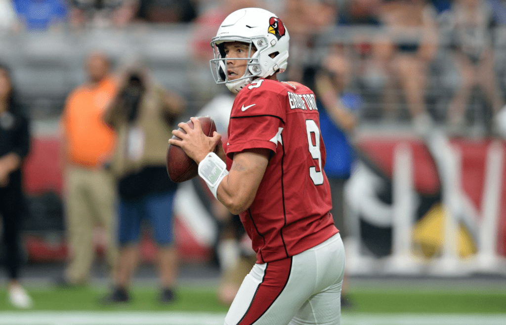 Sep 23, 2018; Glendale, AZ, USA; Arizona Cardinals quarterback Sam Bradford (9) drops back to pass against the Chicago Bears during the first half at State Farm Stadium. Mandatory Credit: Joe Camporeale-Imagn Images
