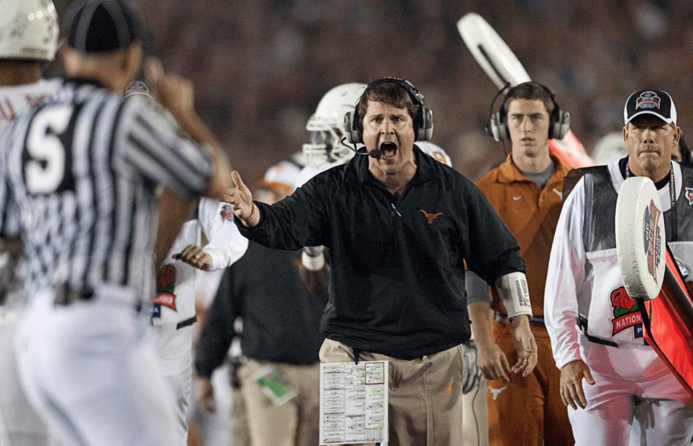 1/7/2010 - Jay Janner/AMERICAN-STATESMAN - Coach Will Muschamp yells at one of his players in the second quarter at the National Championship Game at the Rose Bowl in Pasadena, California, on Thursday Jan. 7, 2010