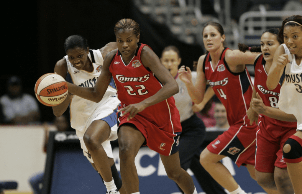 May 13, 2006; Washington, D.C, USA; FILE PHOTO; Houston Comets at Washington Mystics -- Houston forward Sheryl Swoopes brings the ball up court. Mandatory Credit: Sean Dougherty-USA TODAY