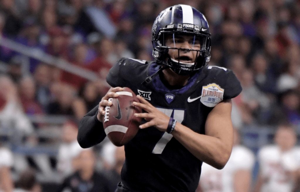 Dec 28, 2017; San Antonio, TX, United States; TCU Horned Frogs quarterback Kenny Hill (7) looks to pass against Stanford Cardinal in the 2017 Alamo Bowl at Alamodome. Mandatory Credit: Kirby Lee-Imagn Images