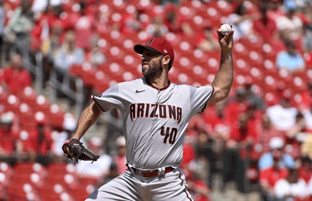 Apr 19, 2023; St. Louis, Missouri, USA; Arizona Diamondbacks starting pitcher Madison Bumgarner (40) pitches against the St. Louis Cardinals during the first inning at Busch Stadium. Mandatory Credit: Jeff Curry-Imagn Images