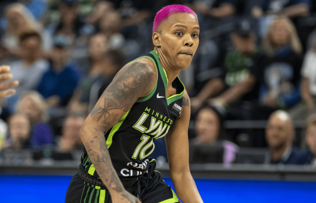 Minnesota Lynx guard Courtney Williams (10) drives to the basket against the Las Vegas Aces in the second half at Target Center.