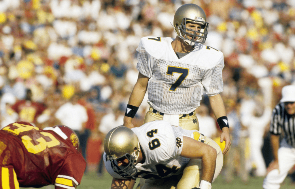 Notre Dame Fighting Irish quarterback Steve Beuerlein (7) in action against the Southern California Trojans at the Los Angeles Memorial Coliseum.